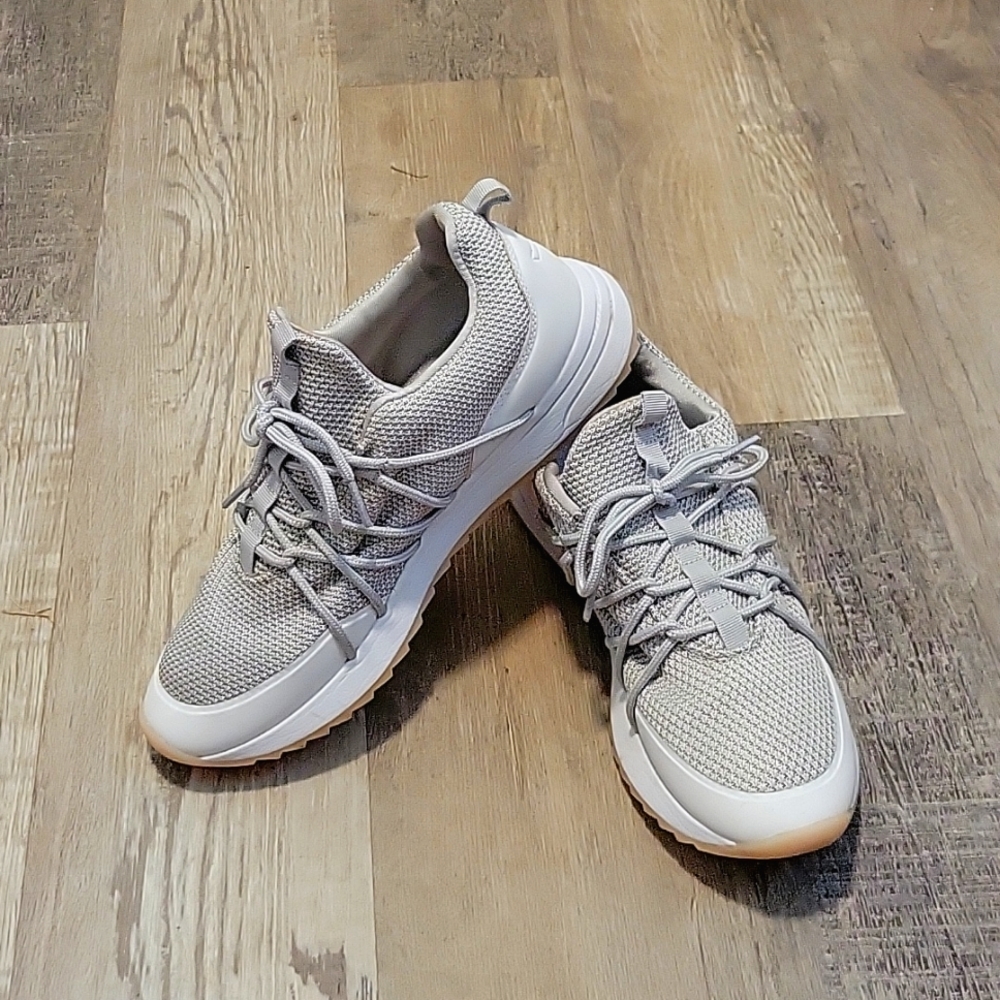 Champion Cushion Fit Tennis Shoe Sneakers